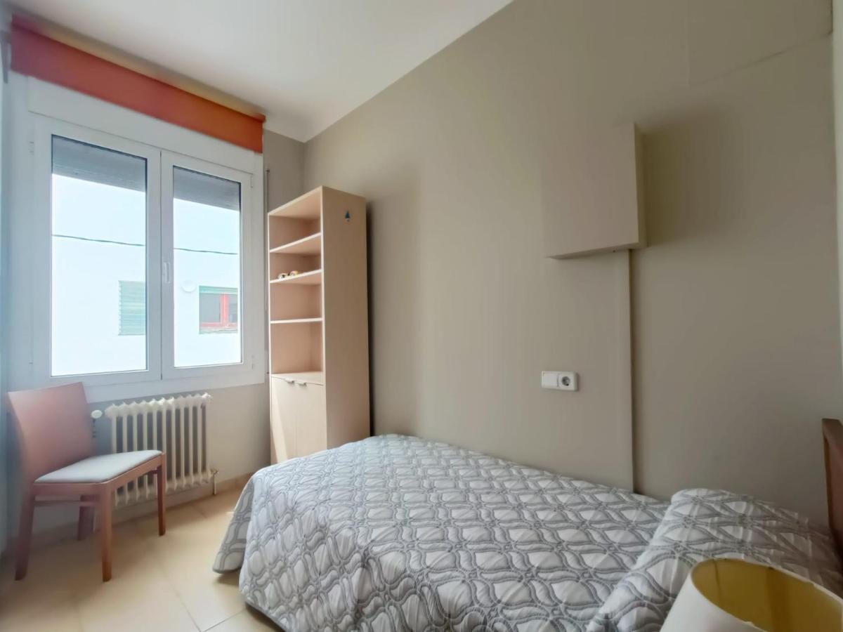 1R Pis Al Port-Terrassa I Jardi Apartman Llança Kültér fotó
